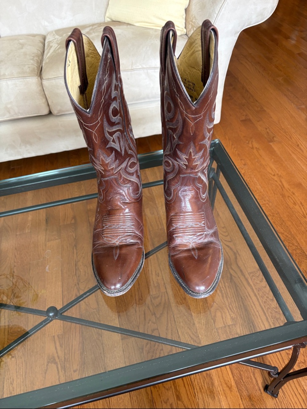 Men’s size 7 Dan Post Brown Leather Cowboy Boots